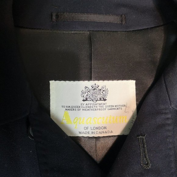 90S Vintage Aquascutum Oversized Long Sleeve Trench Coat | TheStyleMinr.com - Picture 7 of 11